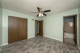3524 Scenic Cir Dr, Saint Louis, MO 63129 - Photo 17