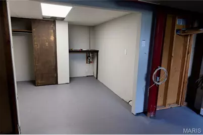 302 Banff Circle, Saint Louis, MO 63137 - Photo 15