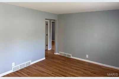 2415 Chesstal Street, Saint Charles, MO 63301 - Photo 3