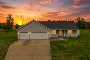 211 High Ridge Valley Ct, Foley, MO 63347 - Photo 1