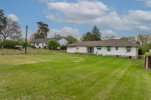 107 Lock Dr, Ballwin, MO 63011 - Photo 3