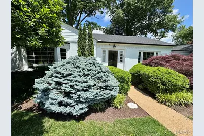 9053 Saranac Drive, Richmond Heights, MO 63117 - Photo 3