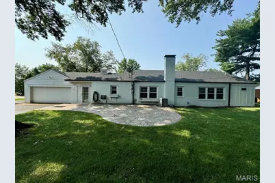 9053 Saranac Drive, Richmond Heights, MO 63117 - Photo 31
