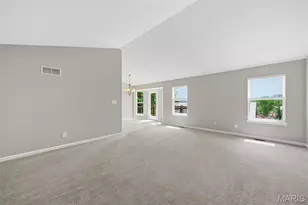 330 Hunters Heights Dr, Eureka, MO 63025 - Photo 13