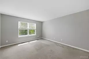 330 Hunters Heights Dr, Eureka, MO 63025 - Photo 11