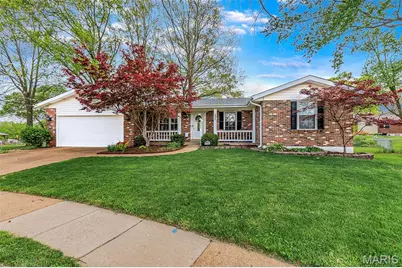 2140 Pierport Circle, Saint Louis, MO 63129 - Photo 1
