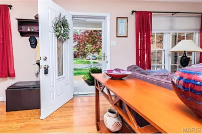 2140 Pierport Circle, Saint Louis, MO 63129 - Photo 5