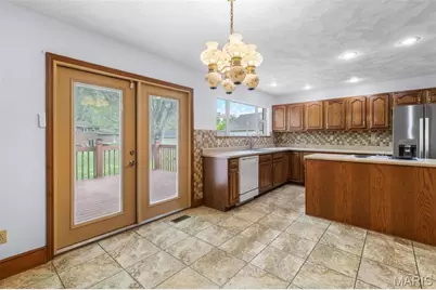 532 N Loretta Court, Farmington, MO 63640 - Photo 13