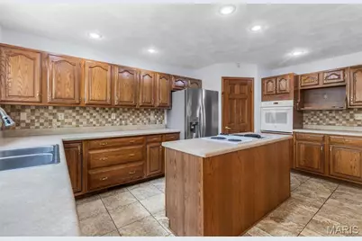 532 N Loretta Court, Farmington, MO 63640 - Photo 15