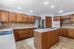 532 N Loretta Ct, Farmington, MO 63640 - Photo 15