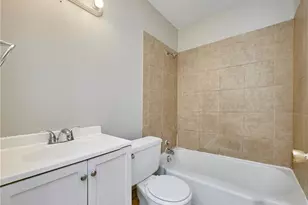 10214 Saint Anthony Ln, Saint Ann, MO 63074 - Photo 17