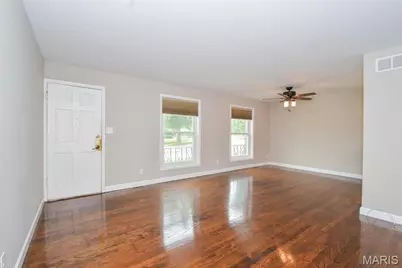 7359 Balson Avenue, Saint Louis, MO 63130 - Photo 3