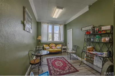 220 W Lincoln Street, Hawk Point, MO 63349 - Photo 9