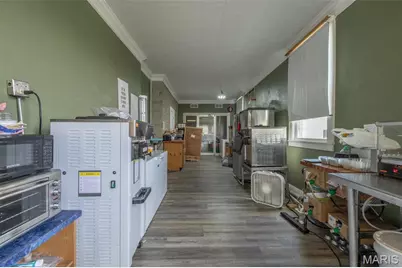 220 W Lincoln Street, Hawk Point, MO 63349 - Photo 11