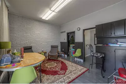 220 W Lincoln Street, Hawk Point, MO 63349 - Photo 17