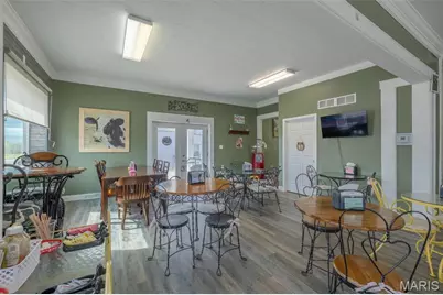 220 W Lincoln Street, Hawk Point, MO 63349 - Photo 5