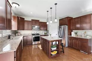 1181 Regents Ct, O'Fallon, MO 63368 - Photo 9