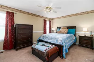 4647 Robbins Grove Dr, Florissant, MO 63034 - Photo 15