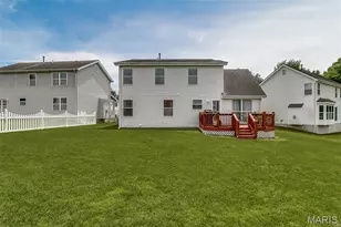 4647 Robbins Grove Dr, Florissant, MO 63034 - Photo 3