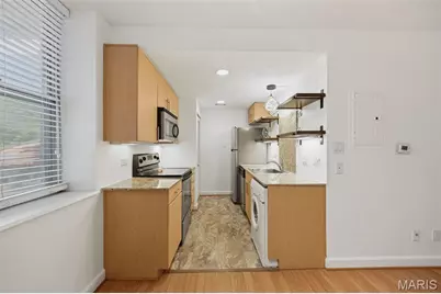 5696 Kingsbury Avenue #102, Saint Louis, MO 63112 - Photo 7