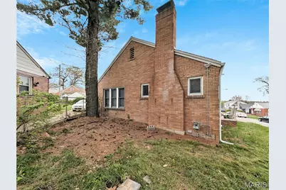 4401 Charlie Dooley Drive, Saint Louis, MO 63121 - Photo 3