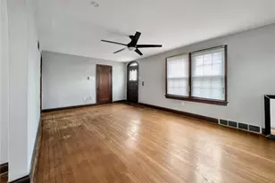4401 Charlie Dooley Dr, Saint Louis, MO 63121 - Photo 5