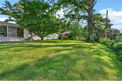 3255 Classic Drive, Florissant, MO 63033 - Photo 27
