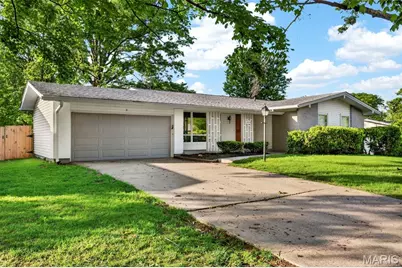 3255 Classic Drive, Florissant, MO 63033 - Photo 1