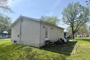 310 S Harper St, Montgomery City, MO 63361 - Photo 3