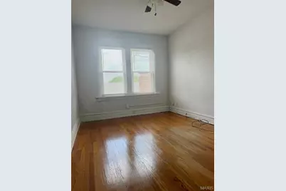 7355 Lindell Boulevard #302, University City, MO 63130 - Photo 11