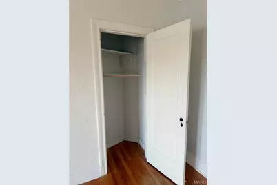 7355 Lindell Boulevard #302, University City, MO 63130 - Photo 3