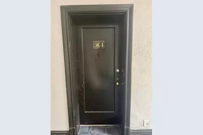 7355 Lindell Boulevard #301, University City, MO 63130 - Photo 1