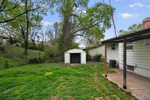 10718 Glen Garry Rd, Saint Louis, MO 63137 - Photo 7