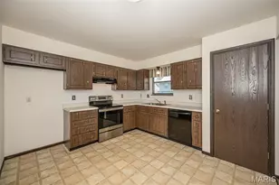 4216 Elkhart Lake Rd, Saint Charles, MO 63304 - Photo 13