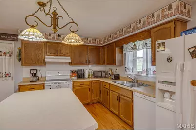 3327 Burton Road, Farmington, MO 63640 - Photo 9
