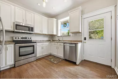 8524 S Laclede Station Road, Affton, MO 63123 - Photo 11