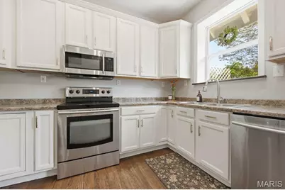 8524 S Laclede Station Road, Affton, MO 63123 - Photo 13