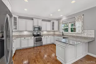 142 Countryshire Dr, Lake Saint Louis, MO 63367 - Photo 13