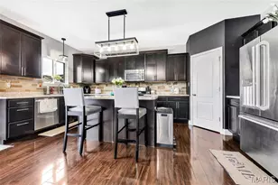 821 Grant Park Ct, Wentzville, MO 63385 - Photo 9