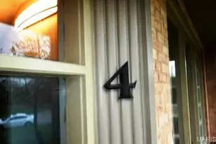 4 Delcrest Ct, University City, MO 63124 - Photo 7