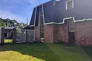 6413-6415 Bradley Ave, Saint Louis, MO 63139 - Photo 3