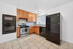2560 Woodsage Dr, Florissant, MO 63033 - Photo 13