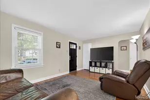 1133 N Geyer Rd, Kirkwood, MO 63122 - Photo 3