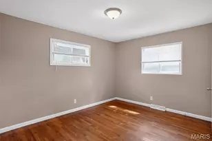 253 Elmdale Dr, Ferguson, MO 63135 - Photo 13