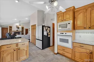 506 Windy Hill Rd, Elsberry, MO 63343 - Photo 9