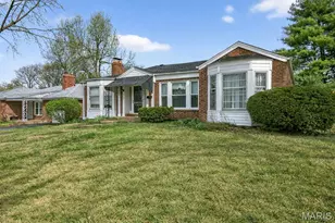 8125 Halifax Dr, Clayton, MO 63105 - Photo 35