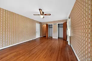 8125 Halifax Dr, Clayton, MO 63105 - Photo 15
