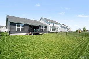 906 Palisades Cir, Saint Charles, MO 63301 - Photo 25