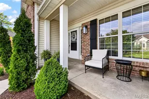 1009 Speckledwood Manor Ct, Chesterfield, MO 63017 - Photo 5