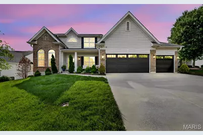 1009 Speckledwood Manor Court, Chesterfield, MO 63017 - Photo 3